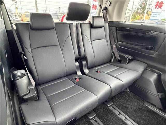 صورة 12 لـ 2019 Toyota VELLFIRE