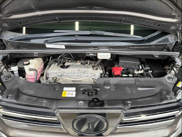 صورة 14 لـ 2019 Toyota VELLFIRE