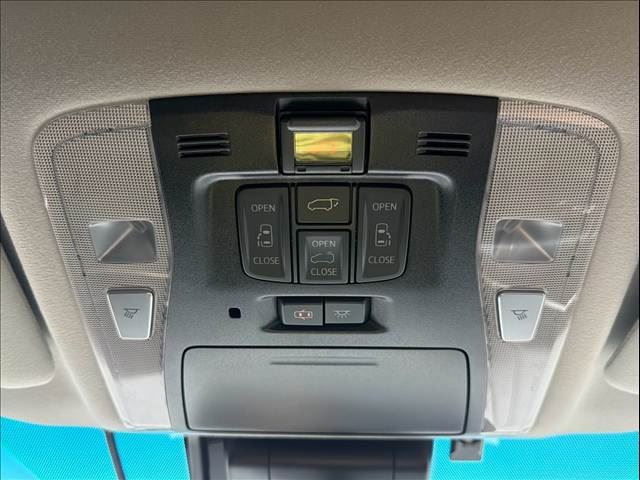 صورة 7 لـ 2019 Toyota VELLFIRE