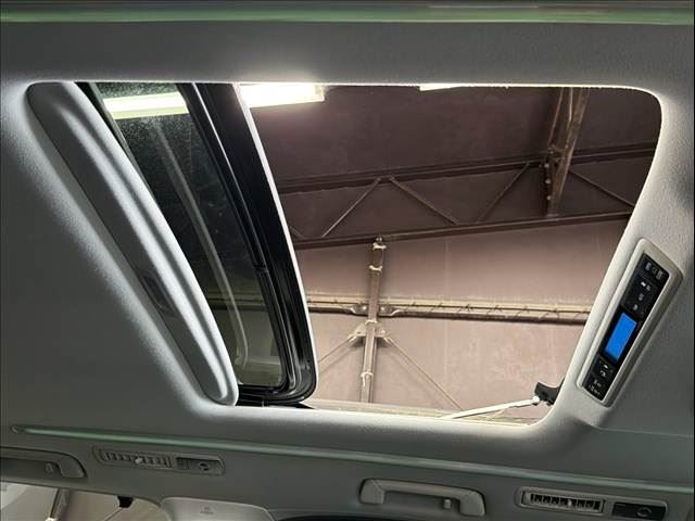 صورة 5 لـ 2019 Toyota VELLFIRE