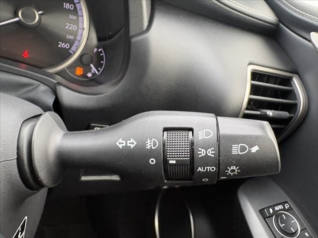 2017 Lexus NX — миниатюра 26