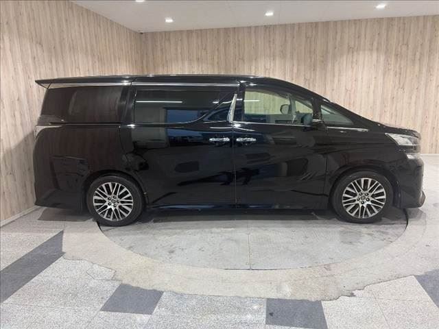 صورة مصغرة 21 لـ 2015 Toyota VELLFIRE