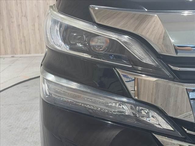 صورة مصغرة 27 لـ 2015 Toyota VELLFIRE