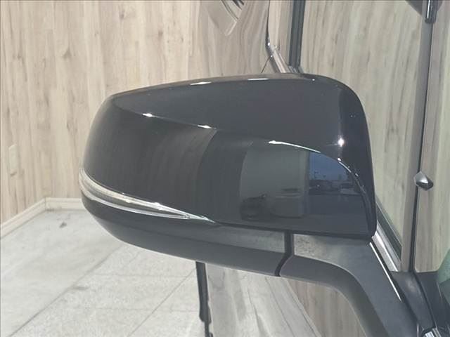 صورة مصغرة 31 لـ 2015 Toyota VELLFIRE