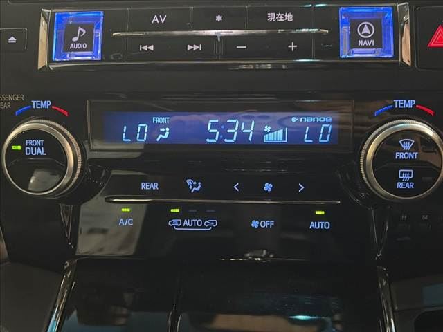 صورة مصغرة 43 لـ 2015 Toyota VELLFIRE