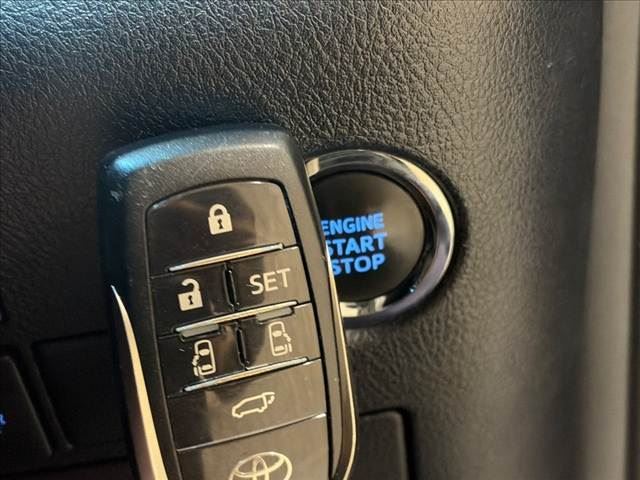صورة مصغرة 49 لـ 2015 Toyota VELLFIRE