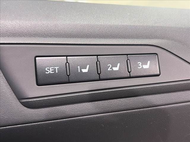 صورة مصغرة 50 لـ 2015 Toyota VELLFIRE