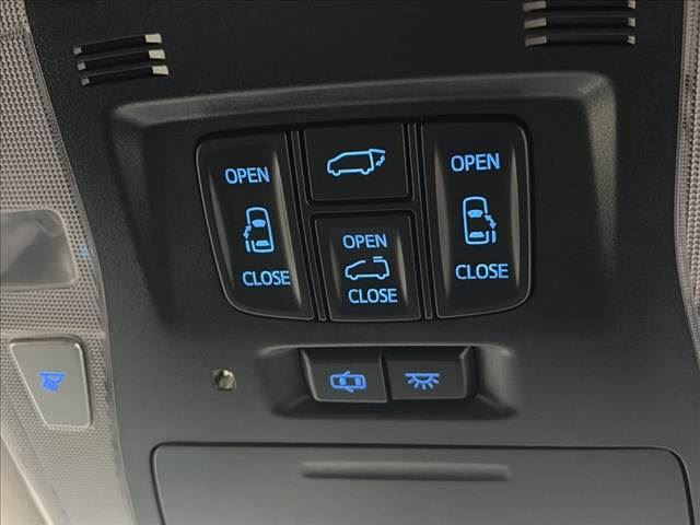 صورة 10 لـ 2015 Toyota VELLFIRE