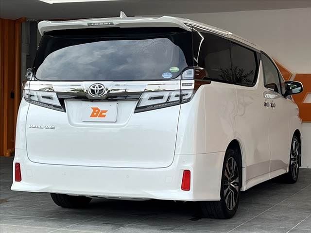 صورة 15 لـ 2018 Toyota VELLFIRE