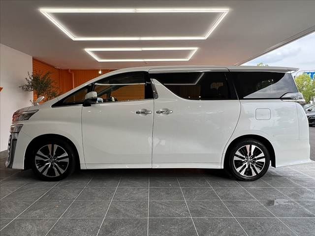 صورة 11 لـ 2018 Toyota VELLFIRE