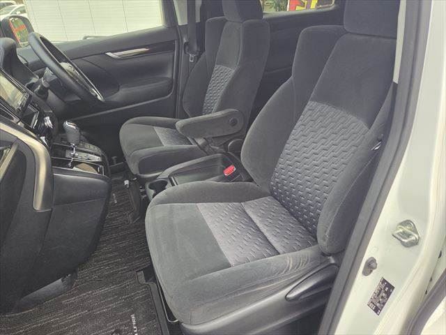صورة مصغرة 36 لـ 2015 Toyota VELLFIRE