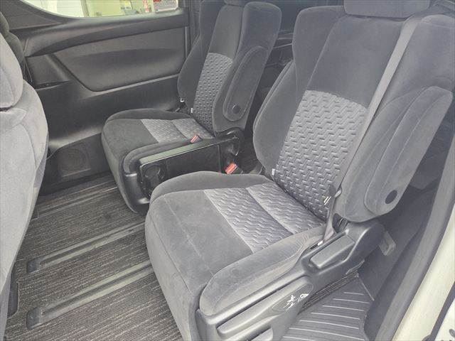 صورة مصغرة 37 لـ 2015 Toyota VELLFIRE