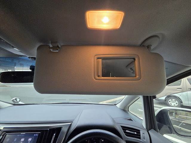 صورة مصغرة 48 لـ 2015 Toyota VELLFIRE