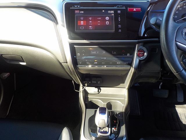 2014 Honda GRACE thumbnail 26