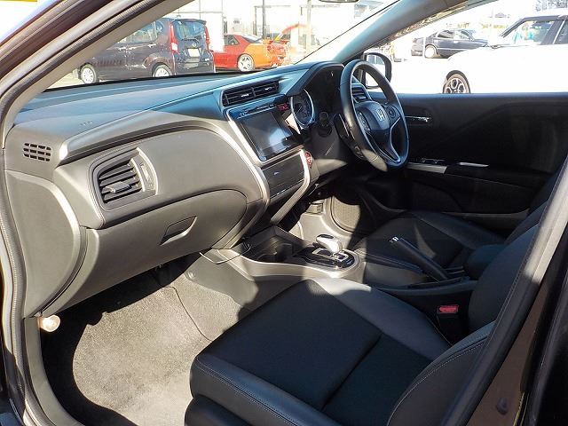 2014 Honda GRACE thumbnail 43