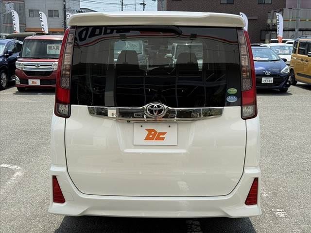 صورة مصغرة 14 لـ 2014 Toyota NOAH