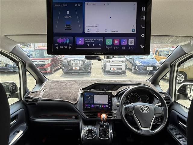 صورة مصغرة 2 لـ 2014 Toyota NOAH
