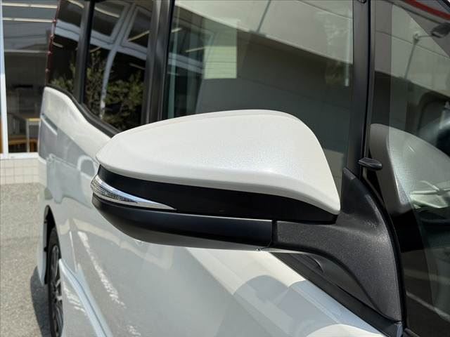 صورة مصغرة 36 لـ 2014 Toyota NOAH