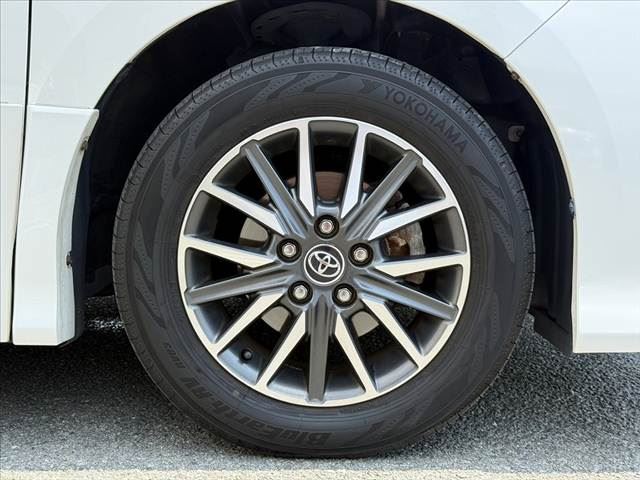 صورة مصغرة 42 لـ 2014 Toyota NOAH