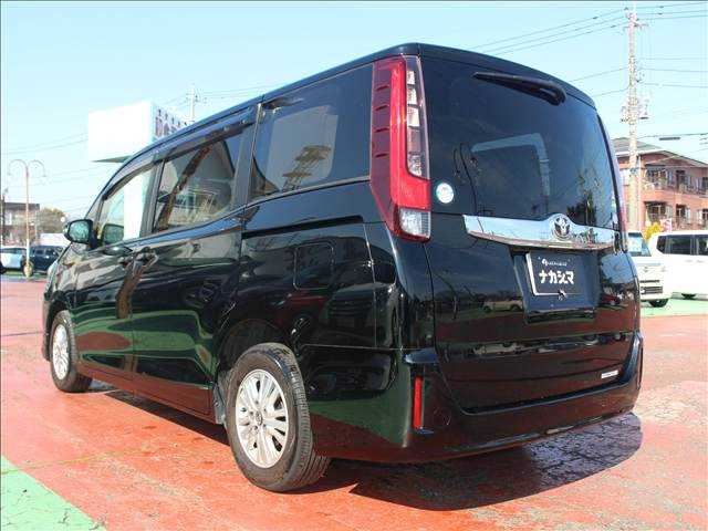 2014 Toyota NOAH 照片 2