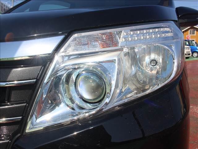 2014 Toyota NOAH 照片 5