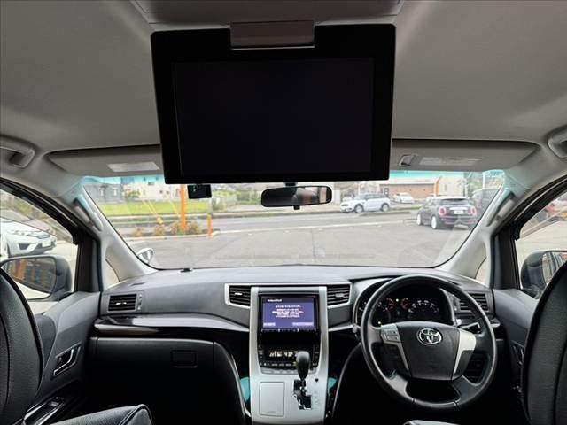 صورة 2 لـ 2012 Toyota VELLFIRE