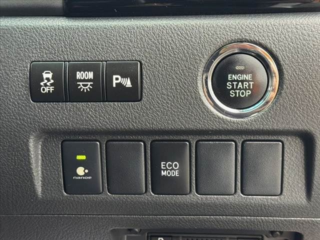صورة مصغرة 23 لـ 2012 Toyota VELLFIRE