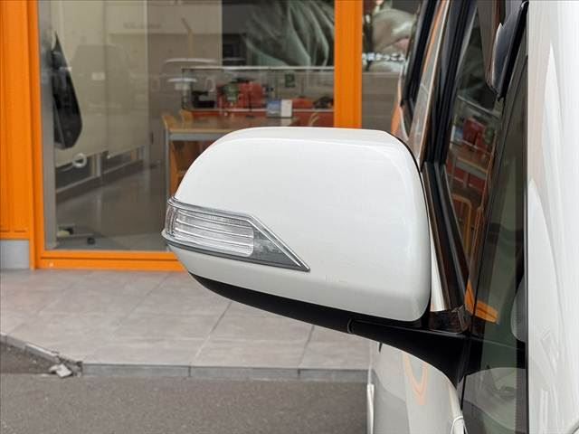 صورة مصغرة 34 لـ 2012 Toyota VELLFIRE