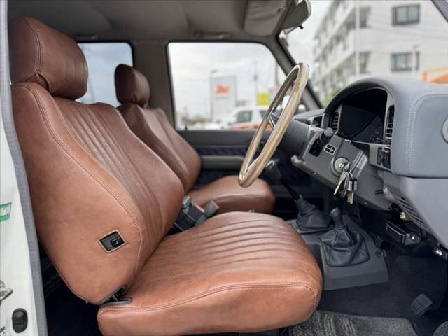 1994 Toyota LAND CRUISER PRADO 缩略图 16
