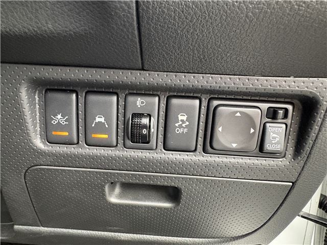 صورة مصغرة 12 لـ 2019 Nissan NV150AD