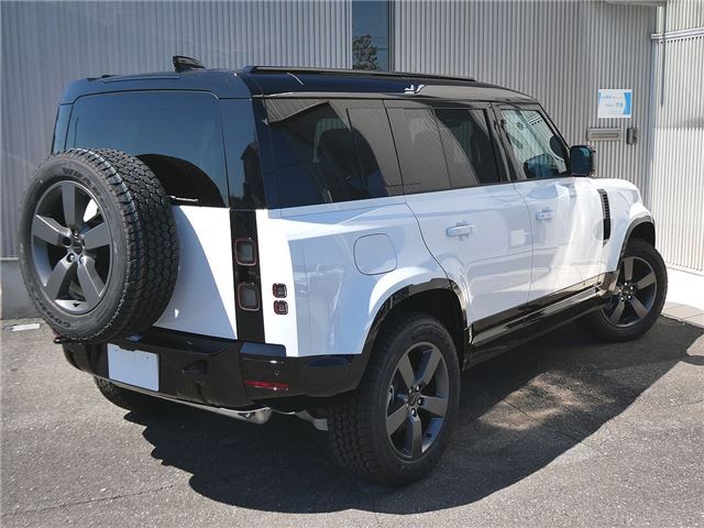 صورة 2 لـ 2026 LAND Rover DEFENDER