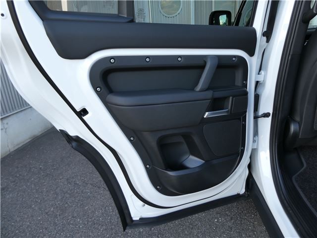 صورة مصغرة 62 لـ 2026 LAND Rover DEFENDER