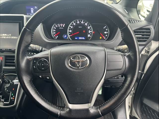 2014 Toyota NOAH 缩略图 22