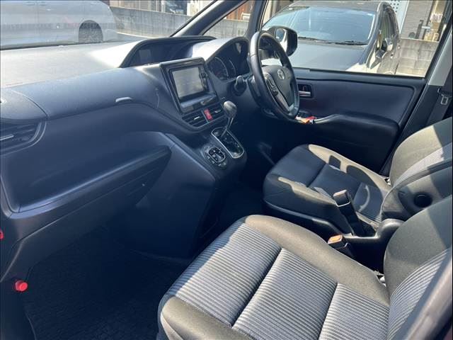 2015 Toyota NOAH 缩略图 15