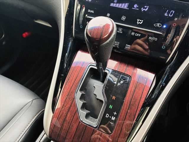 صورة مصغرة 37 لـ 2016 Toyota HARRIER