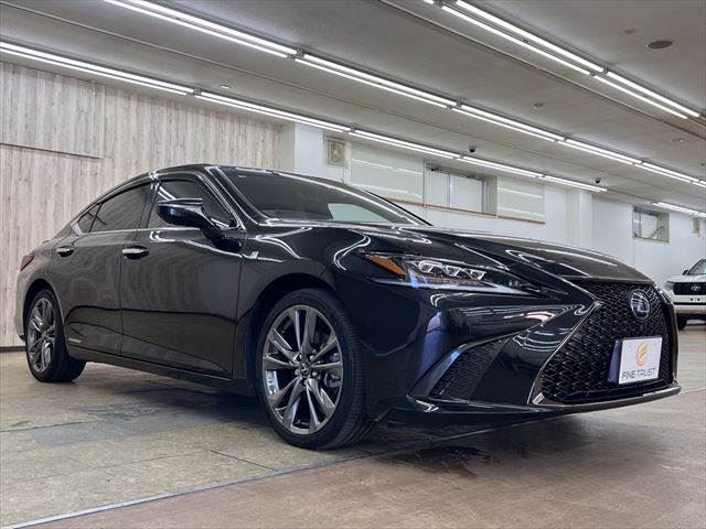 2020 Lexus ES thumbnail 15