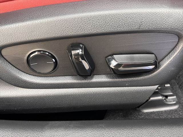 2020 Lexus ES thumbnail 35