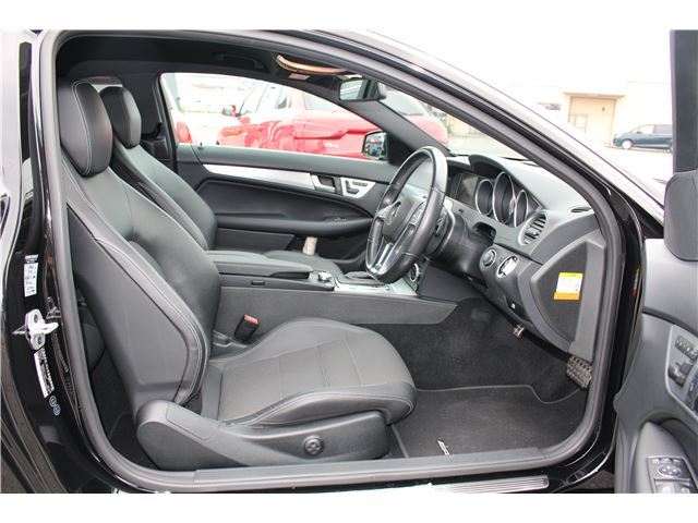 صورة مصغرة 16 لـ 2015 Mercedes-BENZ C-CLASS