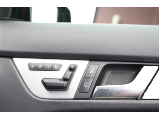 صورة مصغرة 22 لـ 2015 Mercedes-BENZ C-CLASS