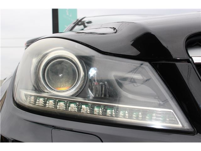 صورة 6 لـ 2015 Mercedes-BENZ C-CLASS