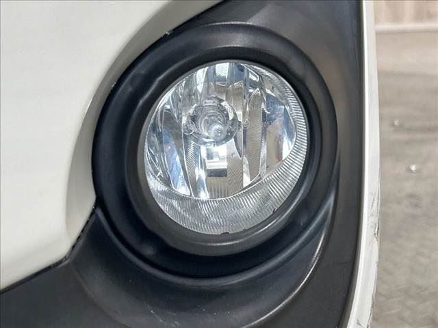 2016 Toyota SIENTA — миниатюра 27
