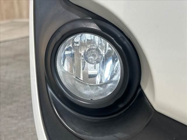 2016 Toyota SIENTA — миниатюра 28