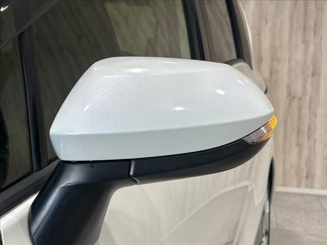 2016 Toyota SIENTA — миниатюра 29