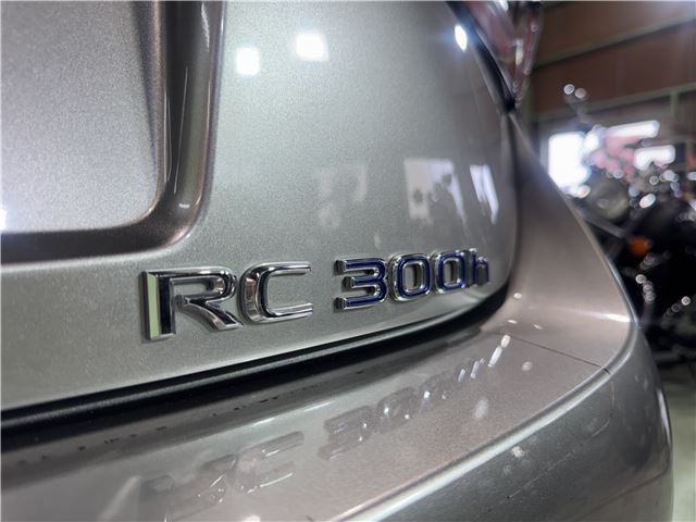 2019 Lexus RC thumbnail 21