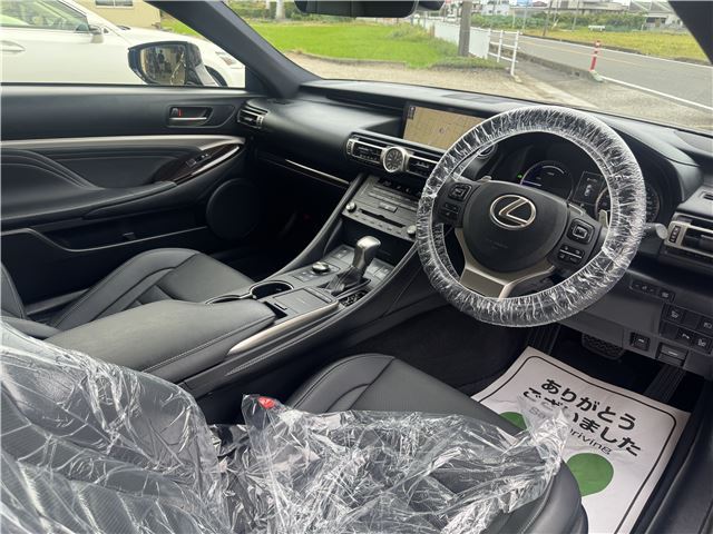 2019 Lexus RC thumbnail 33