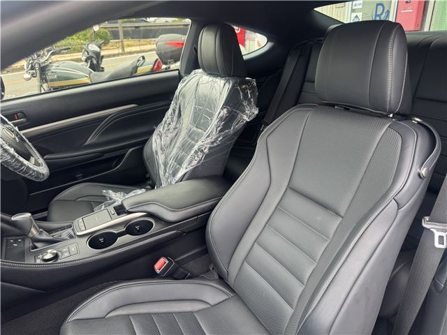 2019 Lexus RC thumbnail 40