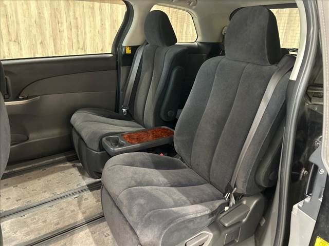 صورة مصغرة 37 لـ 2011 Toyota ESTIMA