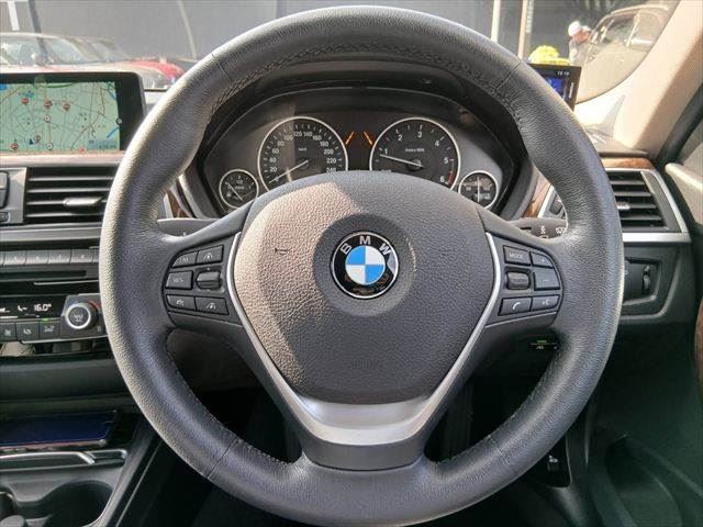 صورة 10 لـ 2016 BMW 3 SERIES TOURING