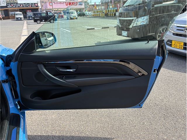 2016 BMW M4 — миниатюра 18