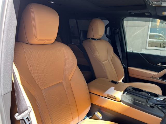 2024 Lexus LX — миниатюра 14